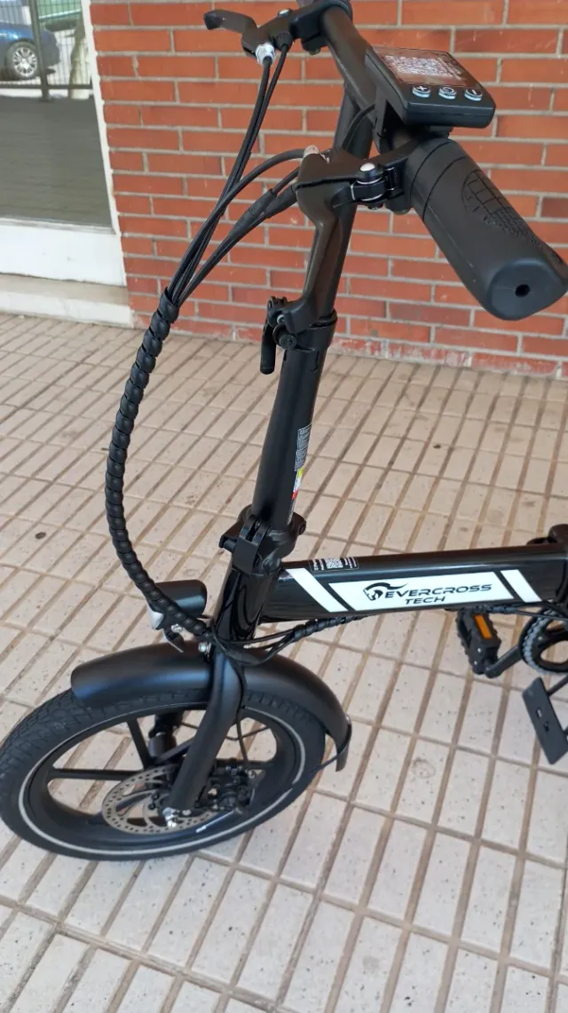 Bicicleta Eléctrica Plegable Negra