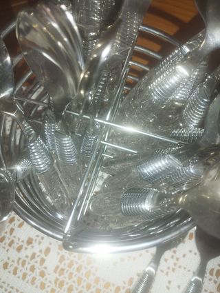 Juego cubiertos con escurridor