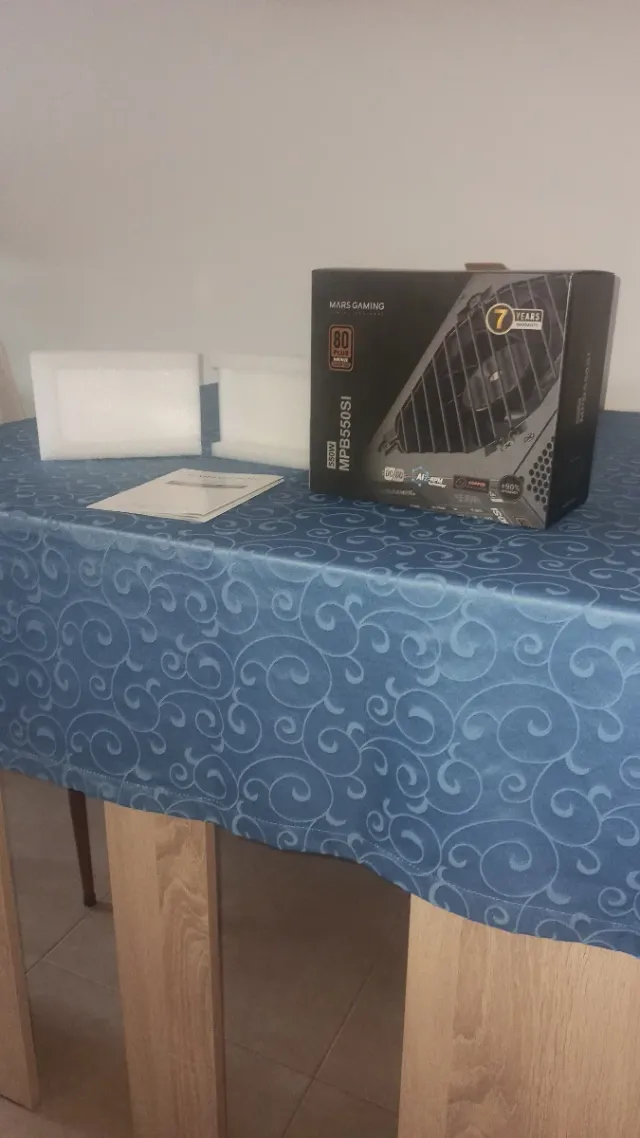 Caixa Fonte Mars Gaming MPB550SI 550W