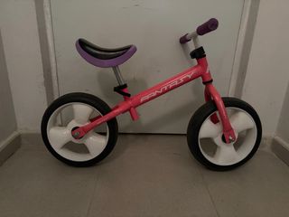 Bicicleta sin pedales rosa niña