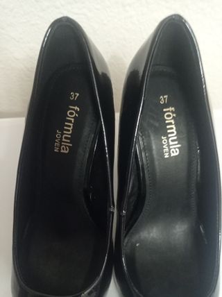 Zapatos de salón negros talla 37