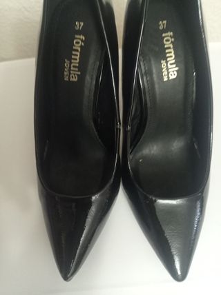 Zapatos de salón negros talla 37