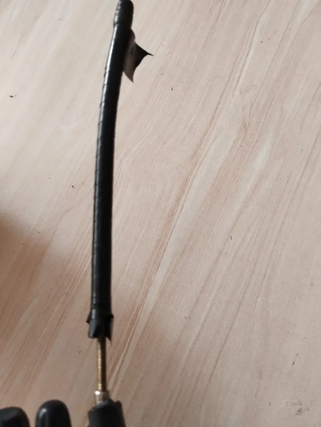 Motorola GP340 UHF sin cargador ni anclaje cintura