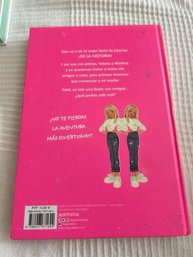 ¡Una fiesta de pijamas! (Daniela DivertiGuay 1)