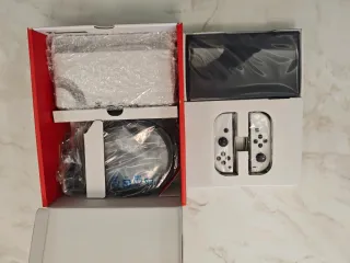 Nintendo Switch OLED - Modello Bianco