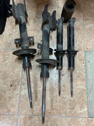 Suspensión Alfa Romeo GT JTD 2005