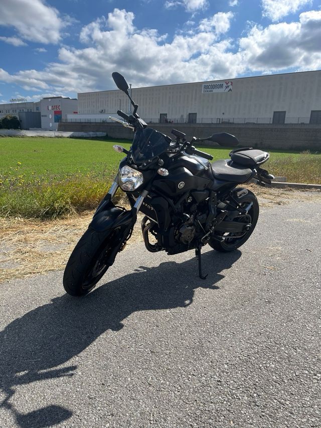 Yamaha MT07