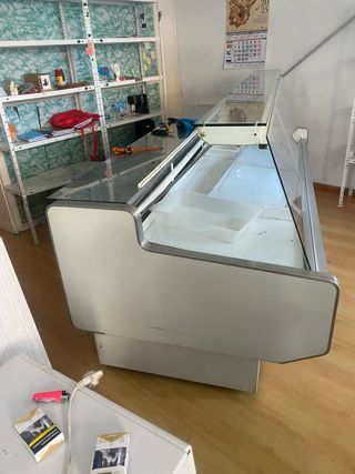 Mobiliario Tienda Completa, precio a consultar 