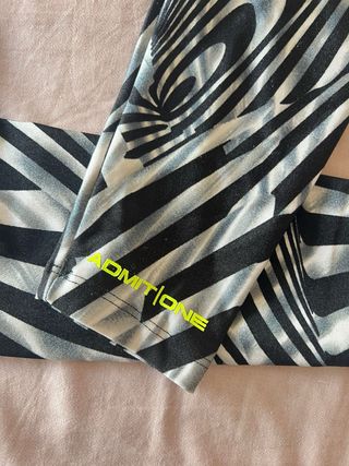 Mallas de ejercicio con estampado abstracto