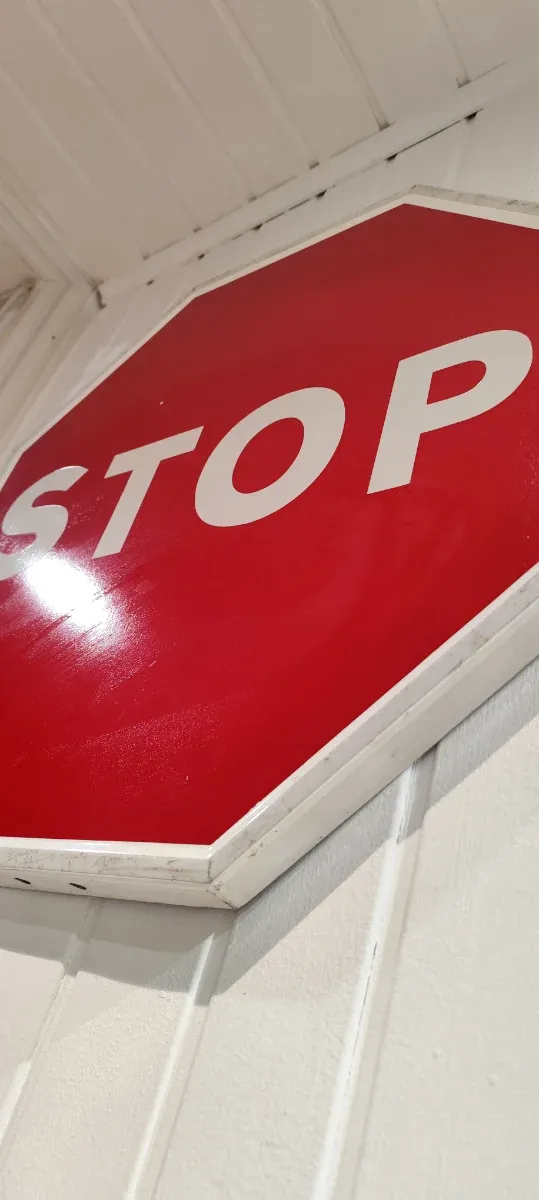 Señal STOP 61cm