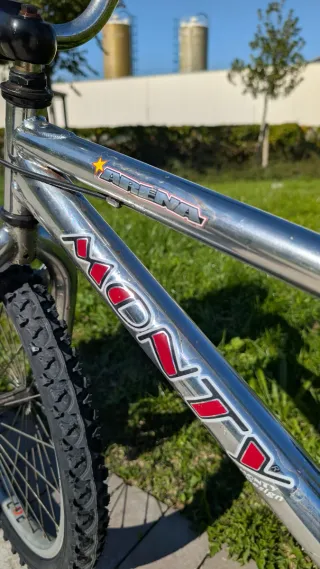 Bicicleta BMX Monty Arena 149