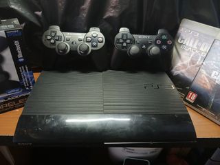 Consola PlayStation 3 Super Slim Negra