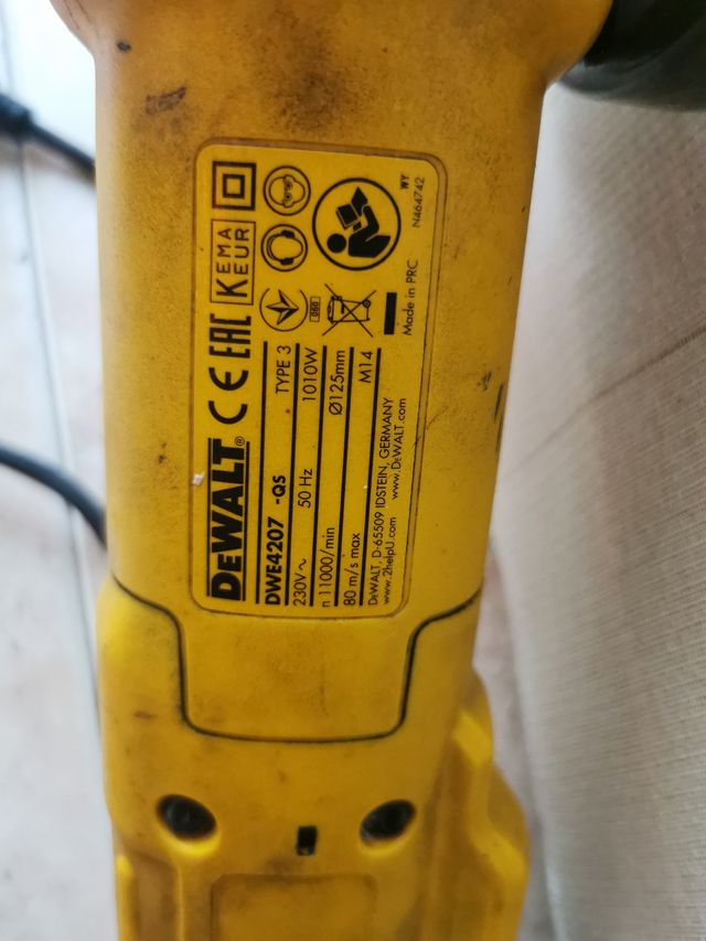 Radial DeWalt