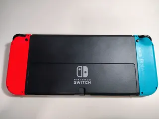 Nintendo Switch OLED blu/rosso 