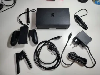 Nintendo Switch OLED blu/rosso 