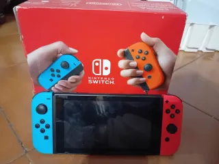 Nintendo Switch Blu/Rosso 
Prezzo discutibile 
