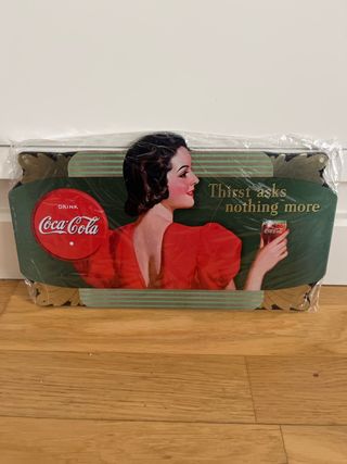 Chapa Coca Cola Thirst asks nothing more