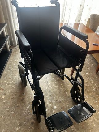 Silla de ruedas en perfecto estado