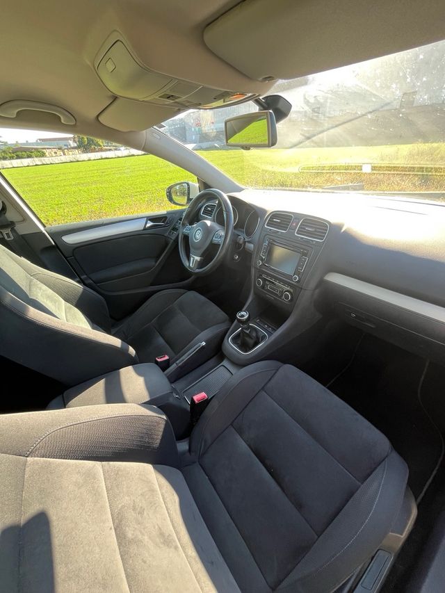 Volkswagen Golf VI 2011