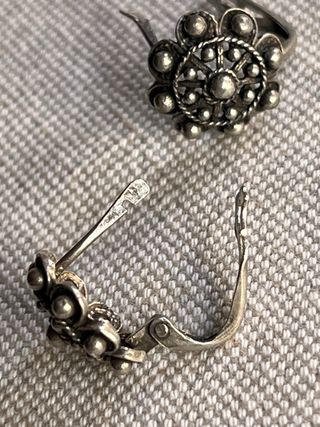 Pendientes antiguos charros plata