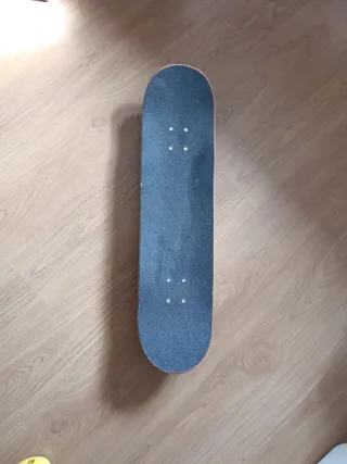 Skateboard - monopatín