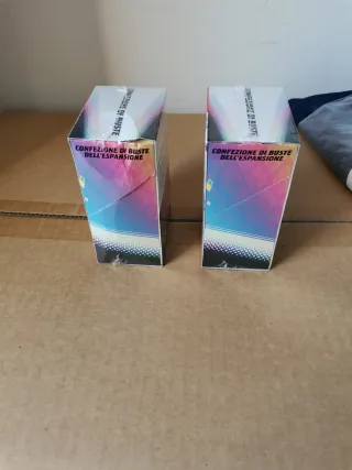 2x Pokémon Evoluzioni Prismatiche Bundle