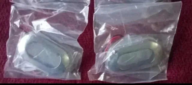 2 luzes LED para degraus (ouro-prata)