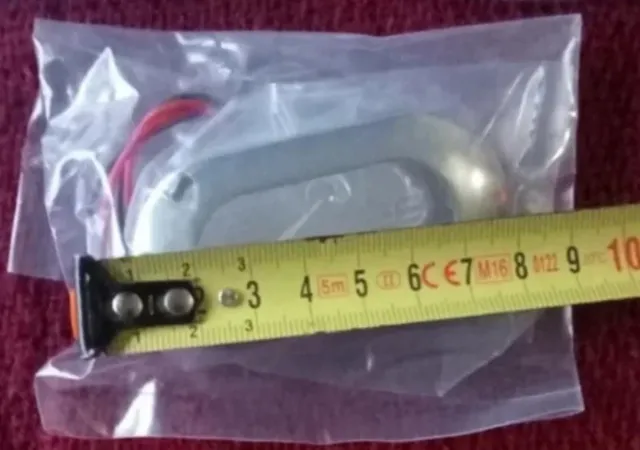 2 luzes LED para degraus (ouro-prata)