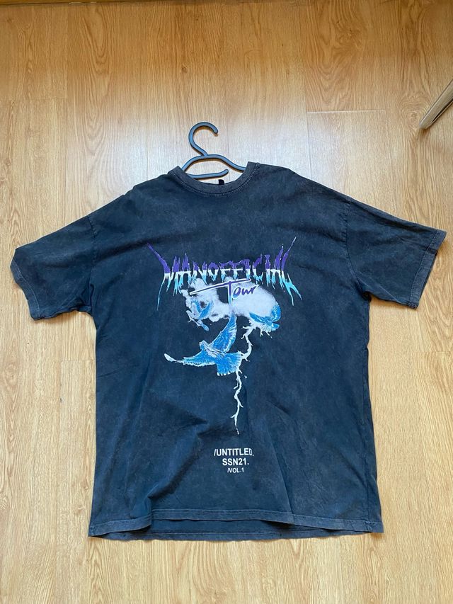 Camiseta Oversized negra con diseño