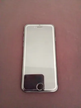 iPhone SE 2da Gen Negro
