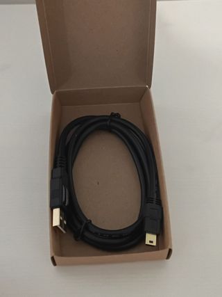 Cavo Amazon Basics USB 2.0 A-Mini B 0.9m MAI USATO
