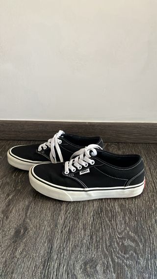 Zapatillas Vans Negras con caja y bolsa Vans 36.5