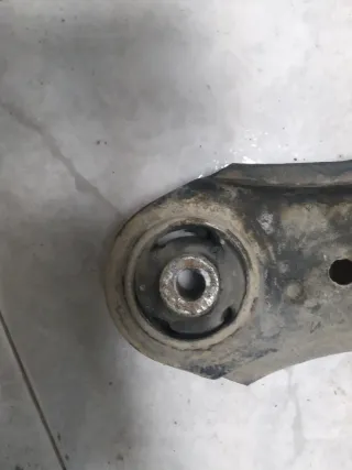 Brazos Suspensión Golf 4