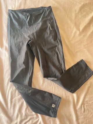 Leggings grises DOMYOS ejercicio