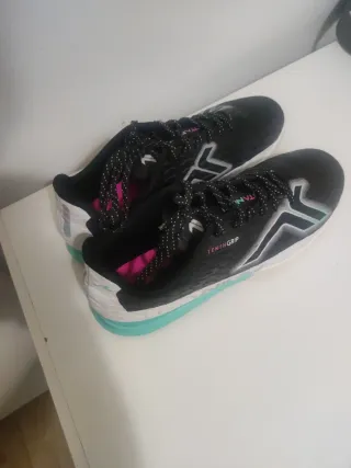 Zapatos de fútbol sala nuevos sin caja