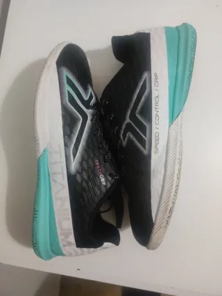Zapatos de fútbol sala nuevos sin caja