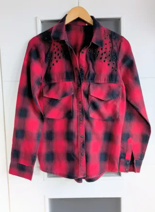 Zara Talla M Camisa de cuadros roja y negra