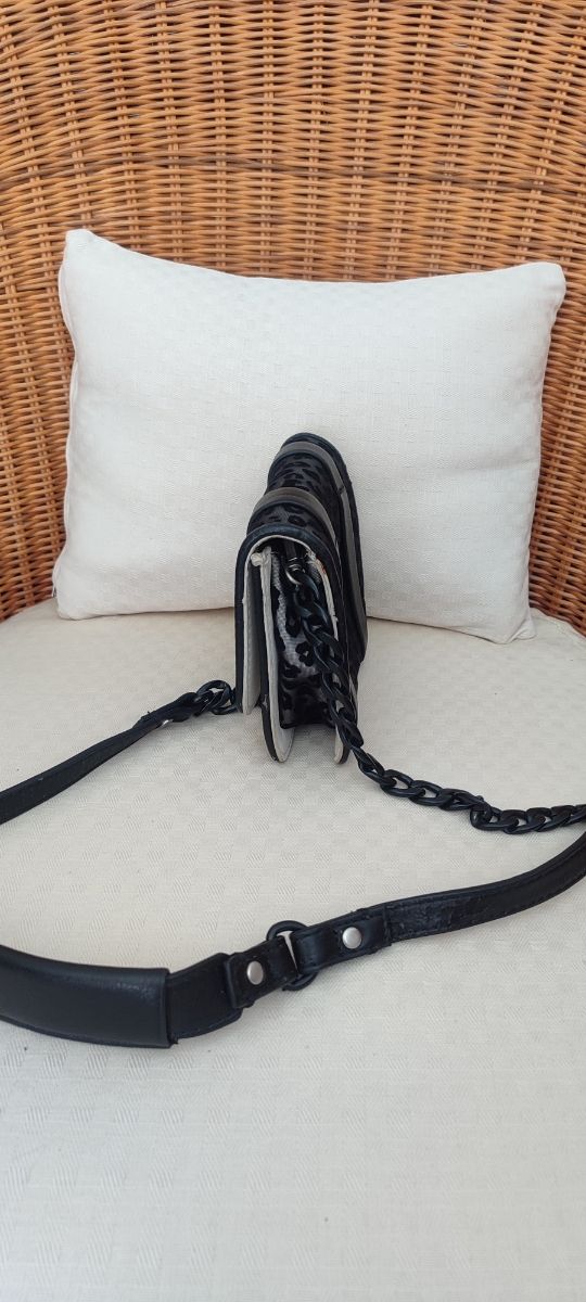 Bolso Zara Leopardo Blanco y Negro