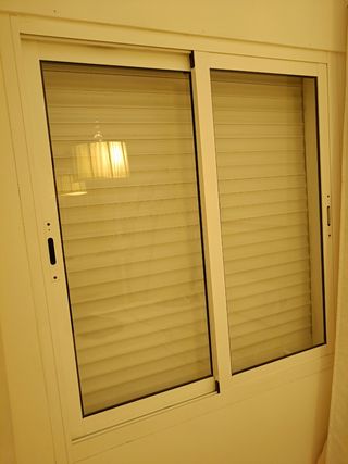 Ventana corredera aluminio blanco