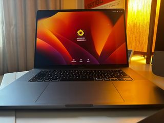 MacBook Pro 16 i7 2019 Gris Espacial