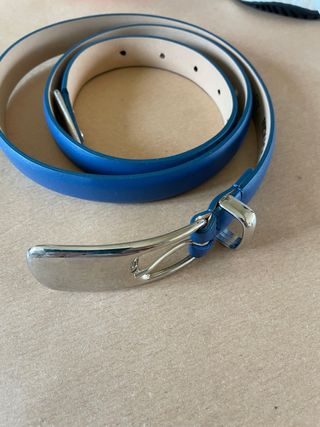 Cintura in pelle azzurra