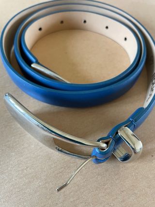 Cintura in pelle azzurra