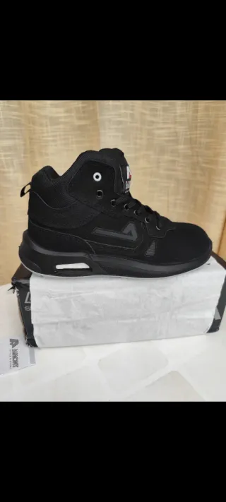 Botas seguridad Aimont
¡¡ 147€ en tienda !!