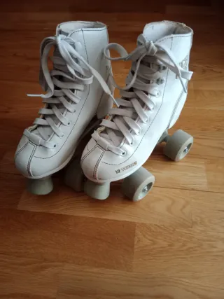 Patines blancos talla 31