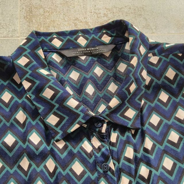 Zara - Vestido camisero midi