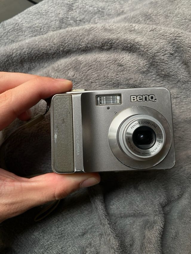Cámara Digital BenQ DC C640