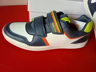 Zapatillas Geox niño talla 40 nuevas