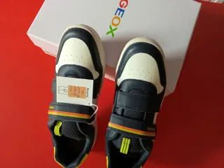 Zapatillas Geox niño talla 40 nuevas
