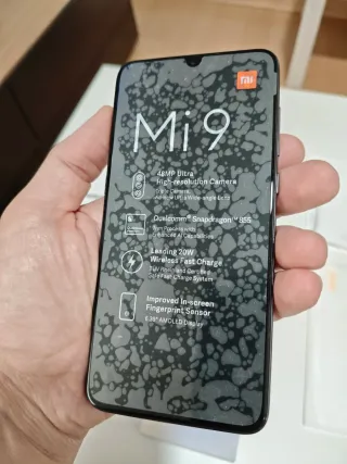 Xiaomi Mi 9 - 6/128GB - Excelente estado