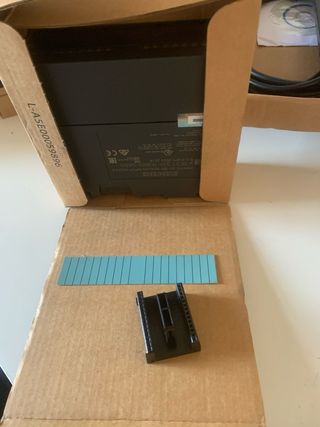 Siemens SIMATIC S7-300 SM 331 y Conector frontal